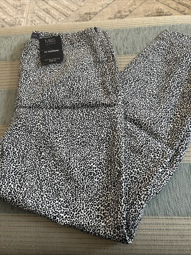 Ladies trousers size medium - ladies,
