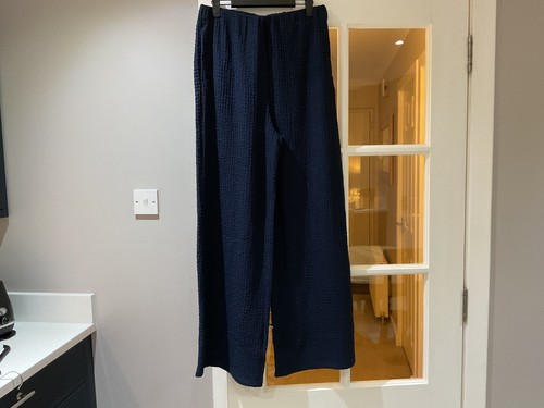 Ladies wide leg trousers - leg,